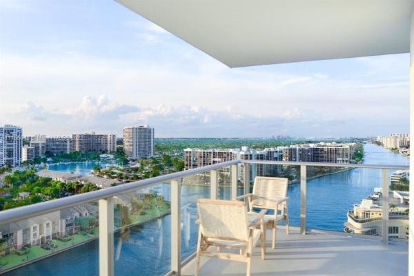 Hyde Beach House, 4010 S Ocean Dr #R2002, Hallandale Beach, Florida 33019, image 2