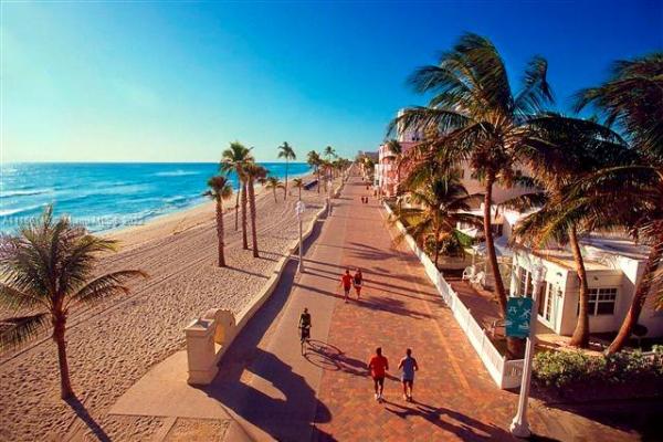 Royal Terrace, 1722 Mayo St #201, Hollywood, Florida 33020, image 1
