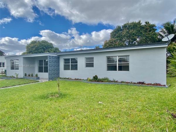 High House, 3051 NW 183rd St, Miami Gardens, Florida 33056, image 1