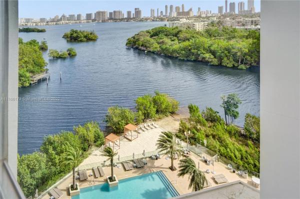 The Harbour North Tower, 16385 Biscayne Blvd #1007, North Miami Beach, Florida 33160, image 1