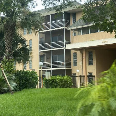Town Square, 4848 NW 24th Ct #414, Lauderdale Lakes, Florida 33313, image 2