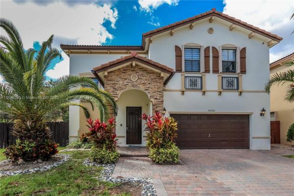 Silver Palms East, 24286 SW 113th Psge, Princeton, Florida 33032, image 2
