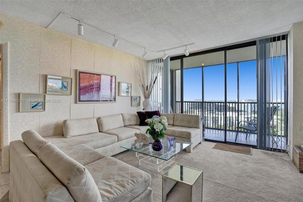 Coronado Tower 2, 20301 W Country Club Dr #1922, Aventura, Florida 33180, image 2