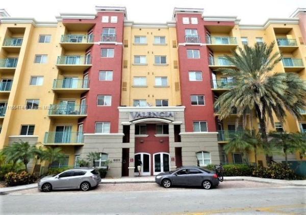 Valencia, 6001 SW 70th St #520, South Miami, Florida 33143, image 2