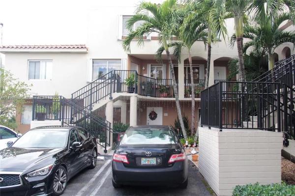 Chateaubleau Villas, Fountainebleau, Florida 33126, image 1