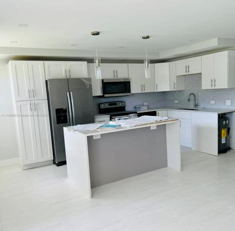 Durham, 330 Durham J, Deerfield Beach, Florida 33442, image 2