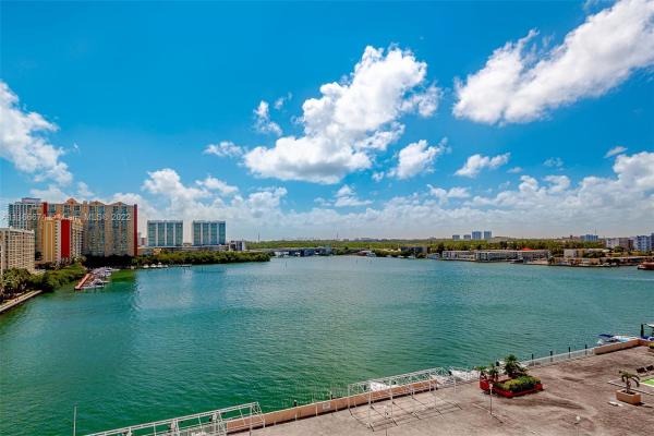 Winston Towers 100, 250 174th St #902, Sunny Isles Beach, Florida 33160, image 2