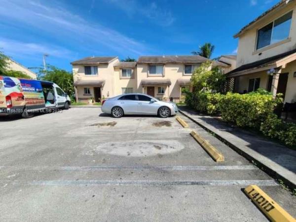 Forest Green, 14010 NE 3rd Ct #1, Golden Glades, Florida 33161, image 2