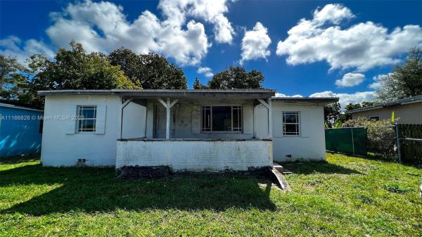 Rivera Manor, 240 NW 135th St, North Miami, Florida 33168, image 1