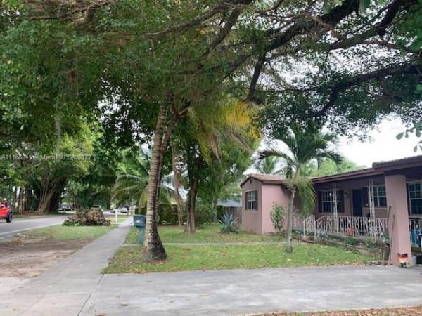 600 NE 15th St, Unincorporated Dade County, Florida 33030, image 2