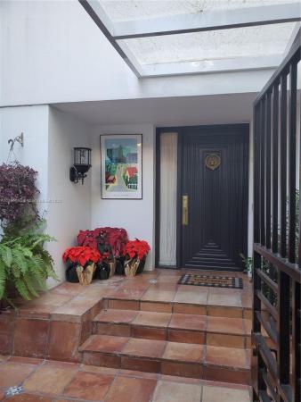 10667 NE Quaybridge Ct #C9, Unincorporated Dade County, Florida 33138, image 2