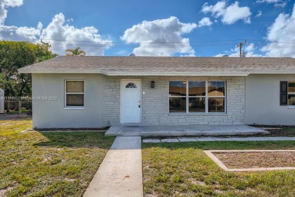 Lantana Heights, 527 S 13th Ct, Lake Worth Beach, Florida 33462, image 1