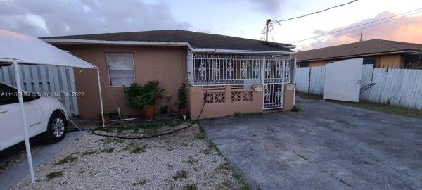 3132 NW 27th St, Unincorporated Dade County, Florida 33142, image 2