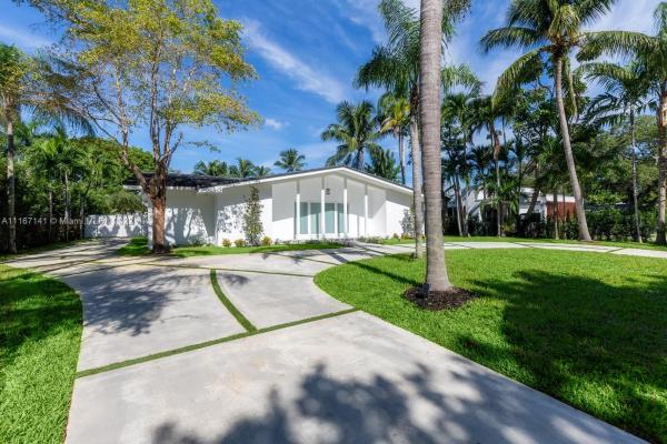 Bay Point, 4730 Bay Point Rd, Miami, Florida 33137, image 1