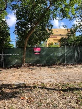 St Albans Park, 3927 Washington Ave, Miami, Florida 33133, image 1