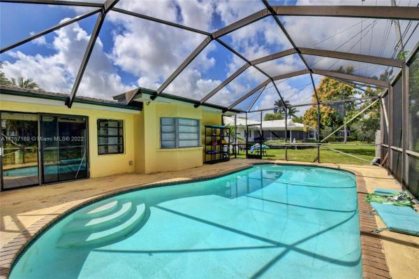 Paradise Palms, 1945 N Conference Dr, Boca Raton, Florida 33486, image 2