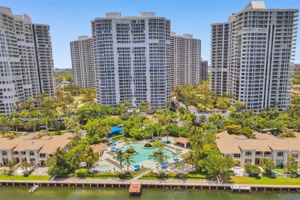 Atlantic 2 At The Point, 21150 NE 38th Ave #2105, Aventura, Florida 33180, image 2