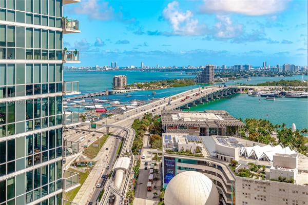 Ten Museum Park Residential, 1040 Biscayne Blvd #2205, Miami, Florida 33132, image 2