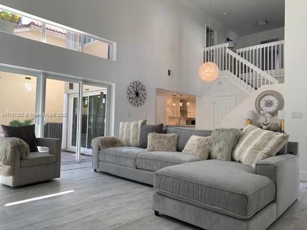 West Lake Village, 945 Scarlet Oak Way, Hollywood, Florida 33019, image 2