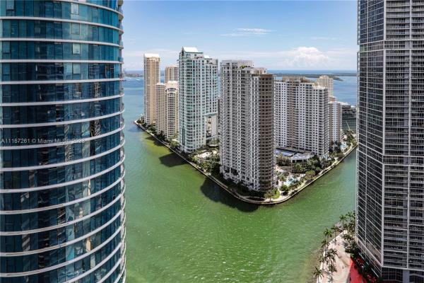 Epic Hotel & Residences, 200 Biscayne Blvd S Biscayne Blvd Way #3903, Miami, Florida 33131, image 1