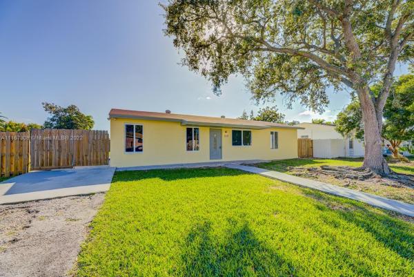 Princetonian, 25415 SW 126th Ct, Princeton, Florida 33032, image 2