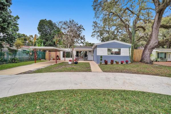 Palm Lane Villa, 6641 Freedom St, Hollywood, Florida 33024, image 2