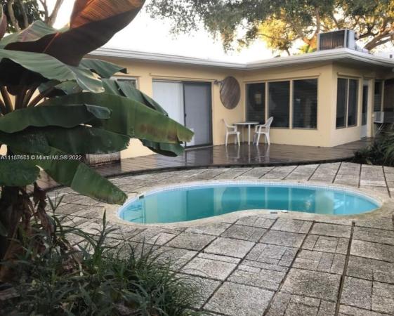 Cranston Terrace, 2620 Harding St, Hollywood, Florida 33020, image 2