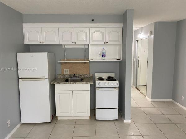 Golden Gate, 16450 NW 2nd Ave #104, Golden Glades, Florida 33169, image 1