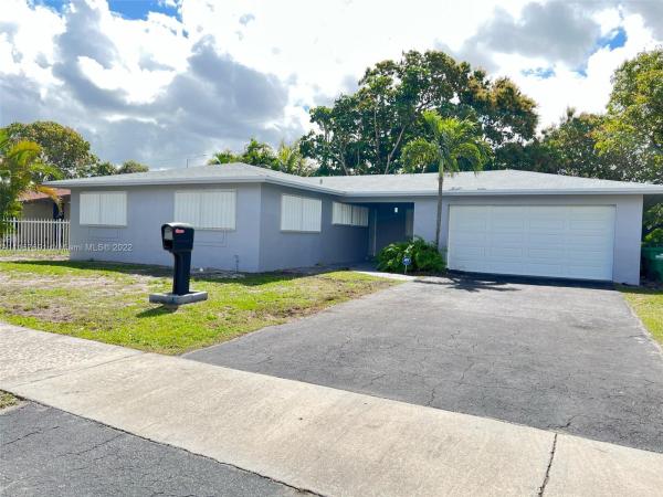Carol City, 2910 NW 184th St, Miami Gardens, Florida 33056, image 2