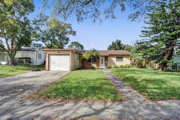 Driftwood Acres, 6861 Charleston St, Hollywood, Florida 33024, image 2