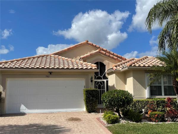 Limoge At The Cascades, 7182 Haviland Cir, Boynton Beach, Florida 33437, image 2