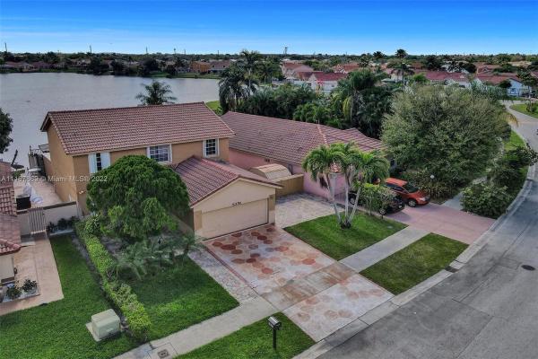 Monterrey, 5376 NW 188th St, Miami Gardens, Florida 33055, image 2