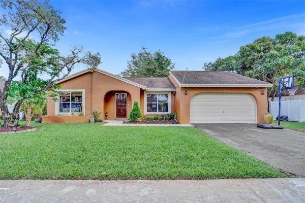 Flamingo Gardens Tamarind, 5234 SW 116th Ave, Cooper City, Florida 33330, image 2