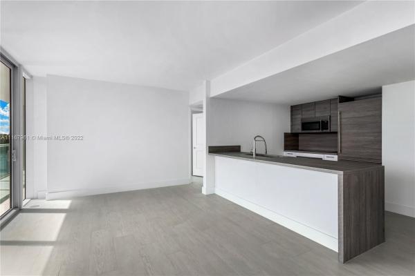 400 Sunny Isles East, 400 Sunny Isles Blvd #415, Sunny Isles Beach, Florida 33160, image 2