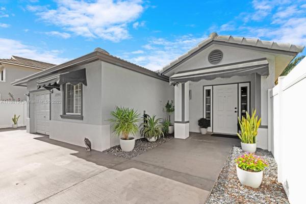 West Miller Heights, 14944 SW 59th St, Kendall West, Florida 33193, image 2