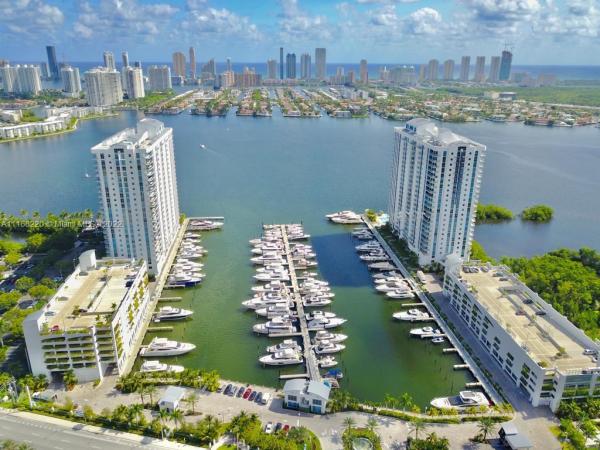 North Tower At Marina Palms, 17301 Biscayne Blvd #1806, North Miami Beach, Florida 33160, image 2