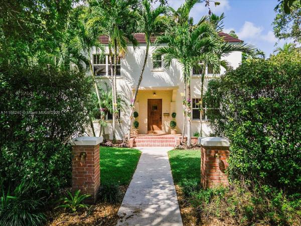 Coral Groves, 1710 Hernando St, Coral Gables, Florida 33134, image 2