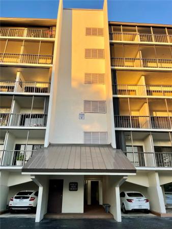 Racquet Club Of Kendale Lakes, 14203 SW 66th St #404, Kendale Lakes, Florida 33183, image 2