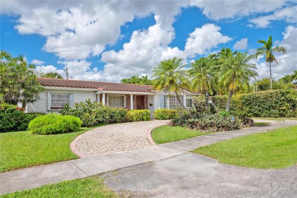 Westbrooke Gardens, 2144 SW 99th Ave, University Park, Florida 33165, image 2