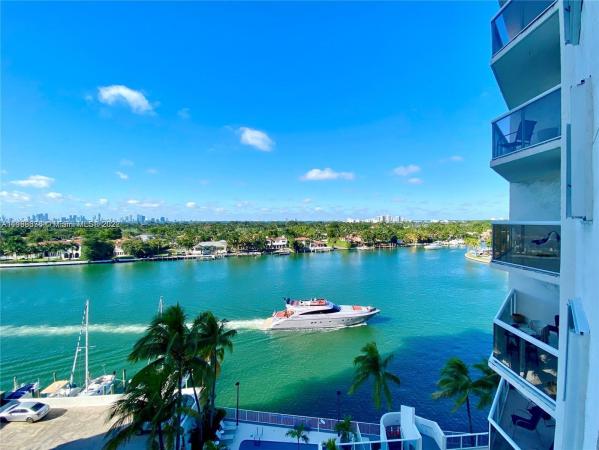 La Rive Gauche, 5880 Collins Ave #301, Miami Beach, Florida 33140, image 2