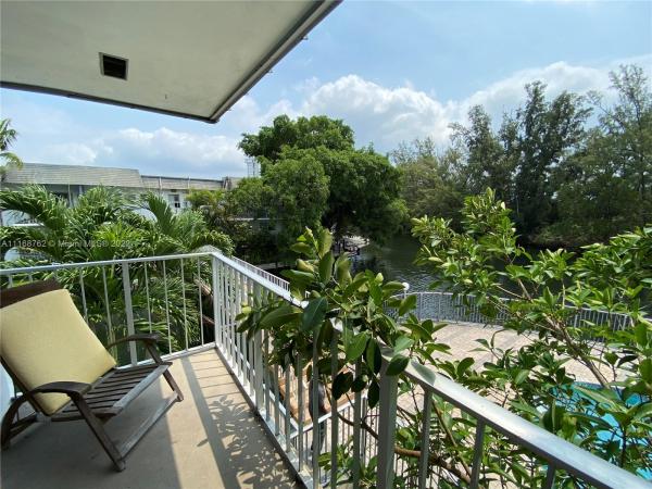 Acquastrada, 1777 Venice Ln #231, North Miami, Florida 33181, image 2