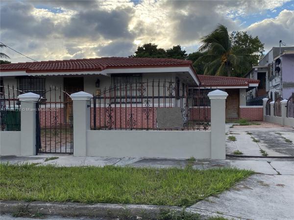 Hillcrest, 190-192 NW 18th Ave, Miami, Florida 33125, image 1