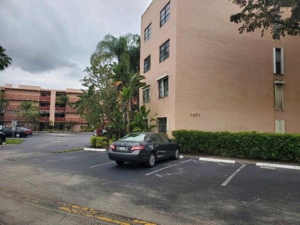 Manaranda Village, 1021 Mockingbird Ln #109, Plantation, Florida 33324, image 2