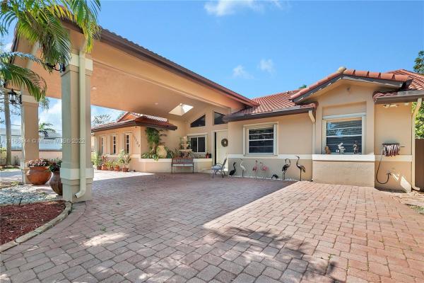 11180 SW 108th Ct, Kendall, Florida 33176, image 2