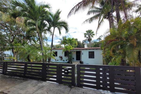 Columbia Park, 280 NW 46th St, Miami, Florida 33127, image 2
