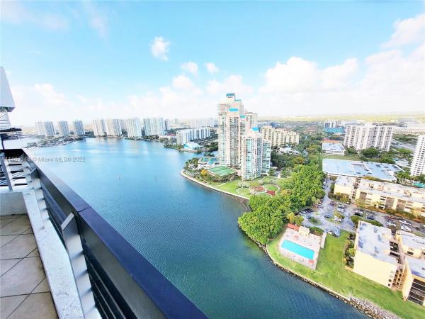Mystic Pointe Tower 500, 3530 Mystic Pointe Dr #PH-02, Aventura, Florida 33180, image 2