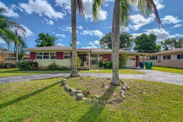 Miramar Tropical, 7210 Plantation Blvd, Miramar, Florida 33023, image 2