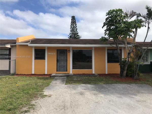Leslie Estates, 19605 NW 31 Ave #, Miami Gardens, Florida 33056, image 2