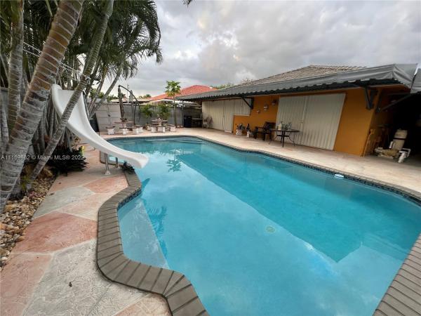 3766 SW 147th Pl, Unincorporated Dade County, Florida 33185, image 2
