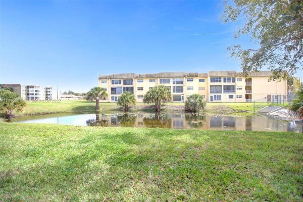 Sunrise Lakes 2, 8600 Sunrise Lakes Blvd #106, Sunrise, Florida 33322, image 1